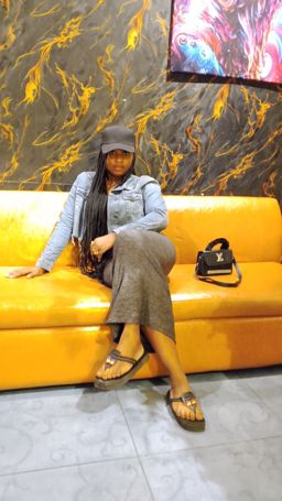 Hannah Oludare photo